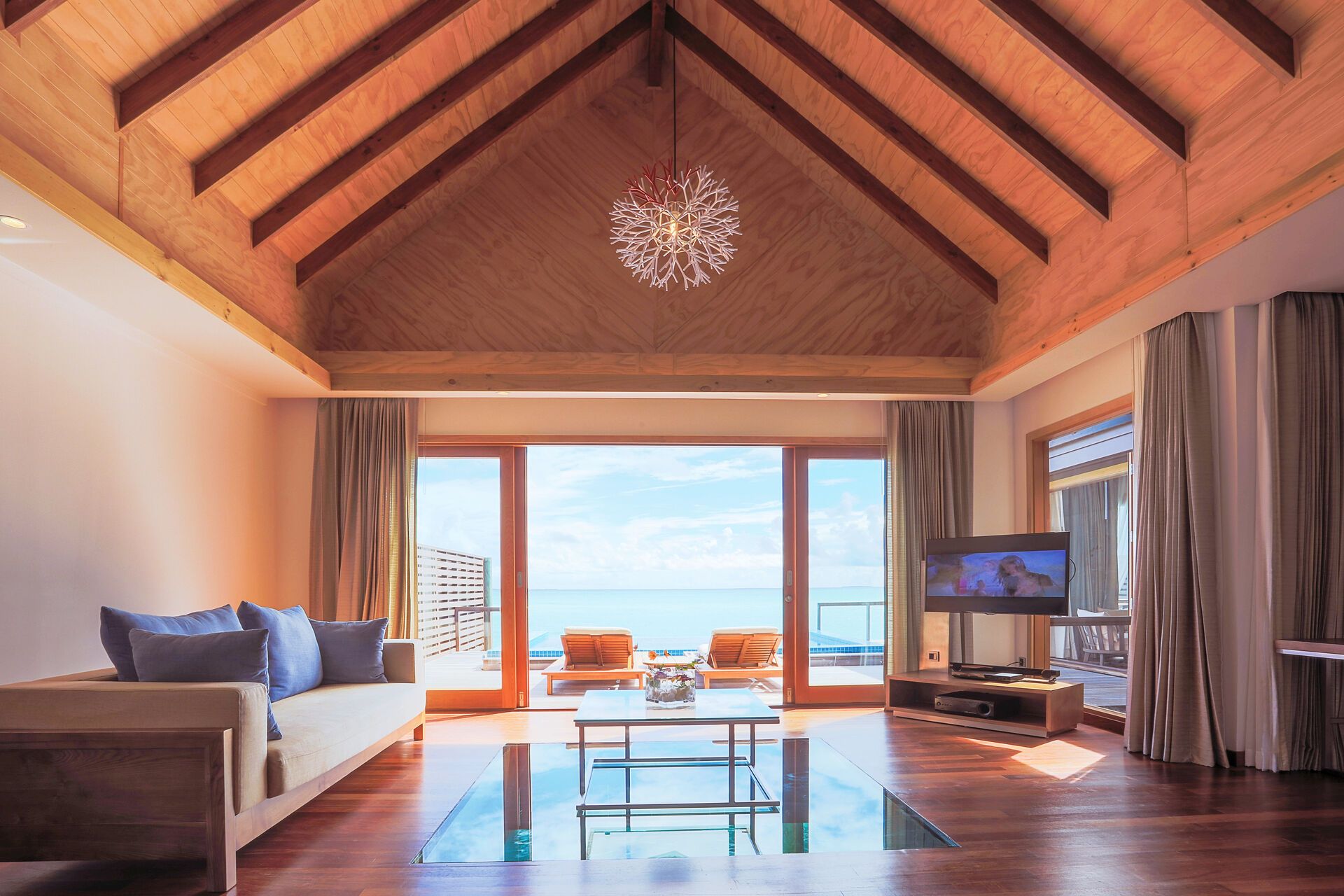 Maldives - Hotel Hideaway Beach Resort & Spa 5*