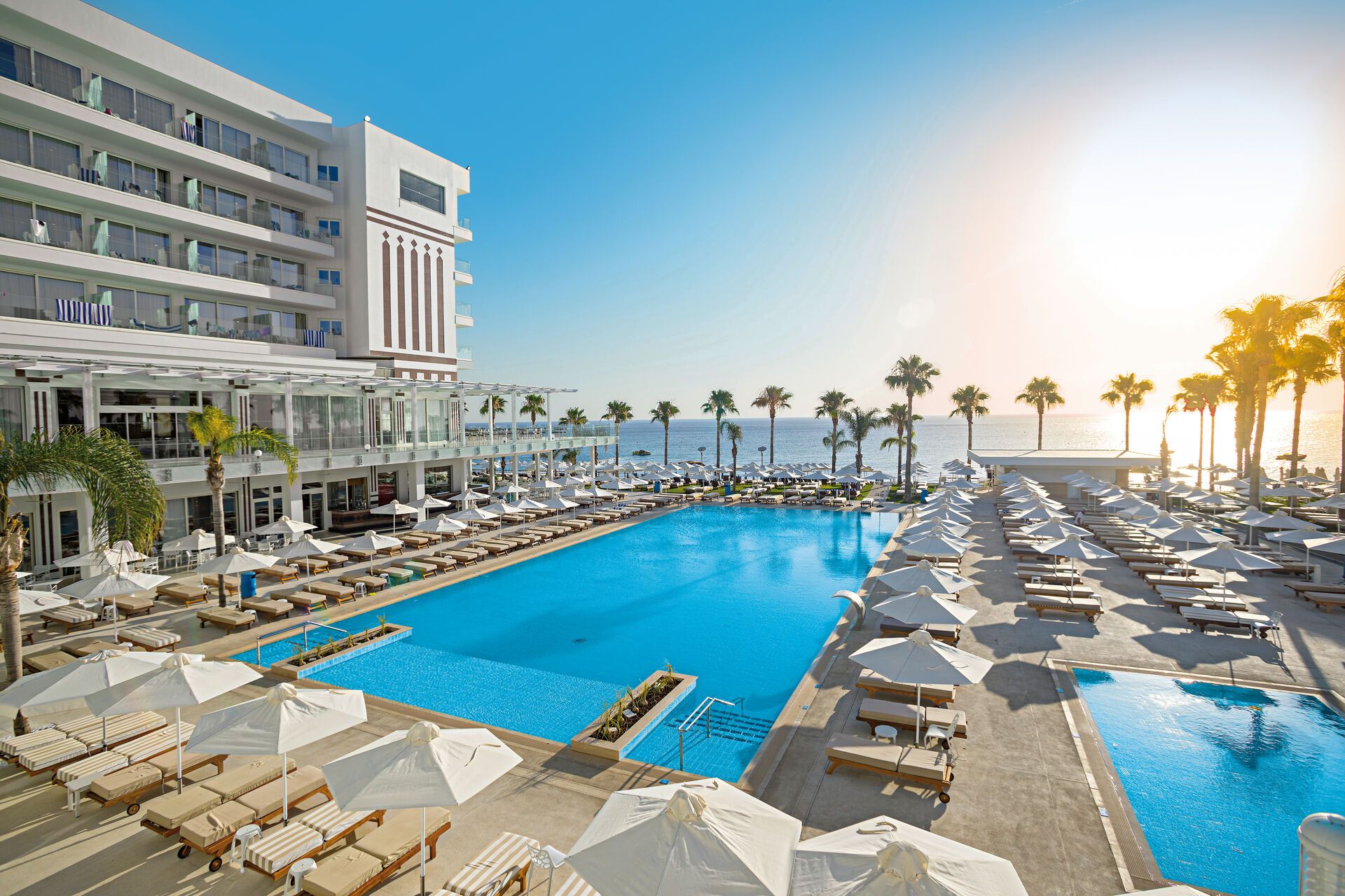 Constantinos The Great Beach Hotel - 5*
