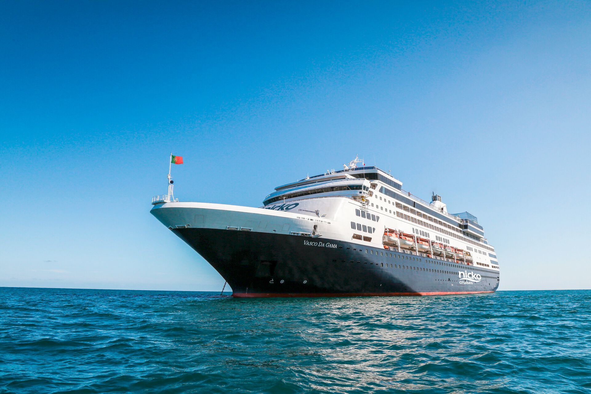 Vasco da Gama - Lily Beach Resort & Spa und Kreuzfahrt von den Malediven nach Singapur