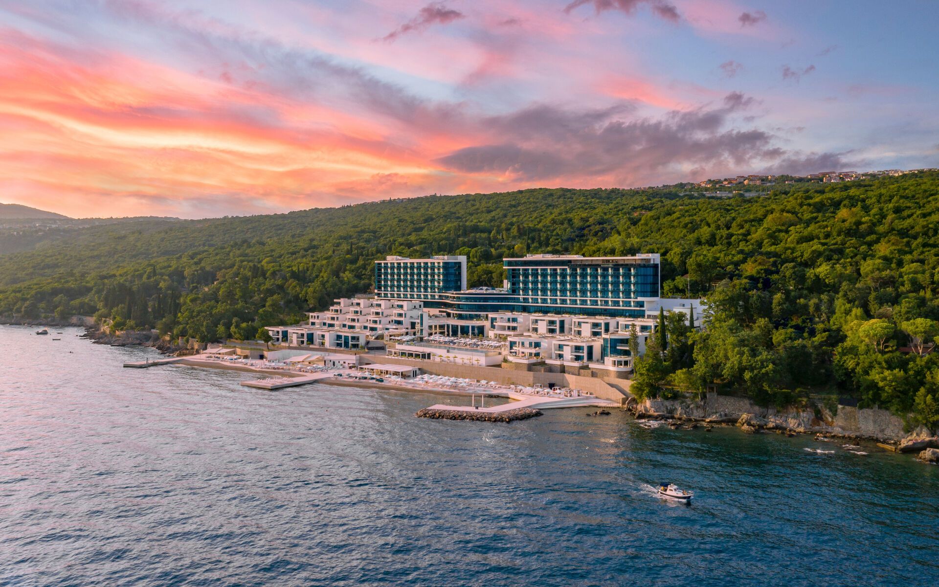 Hilton Rijeka Costabella Beach Resort & Spa - 5*