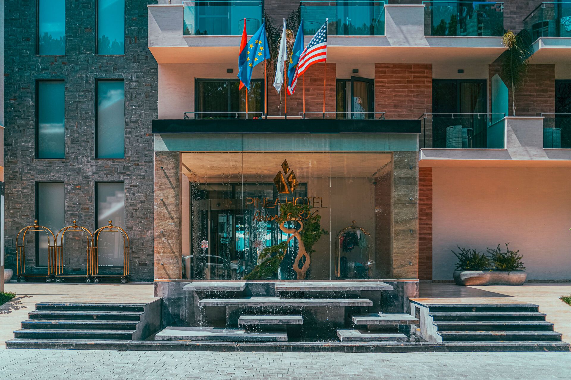 Albanie - Pinea Hôtel Resort & Spa 5*