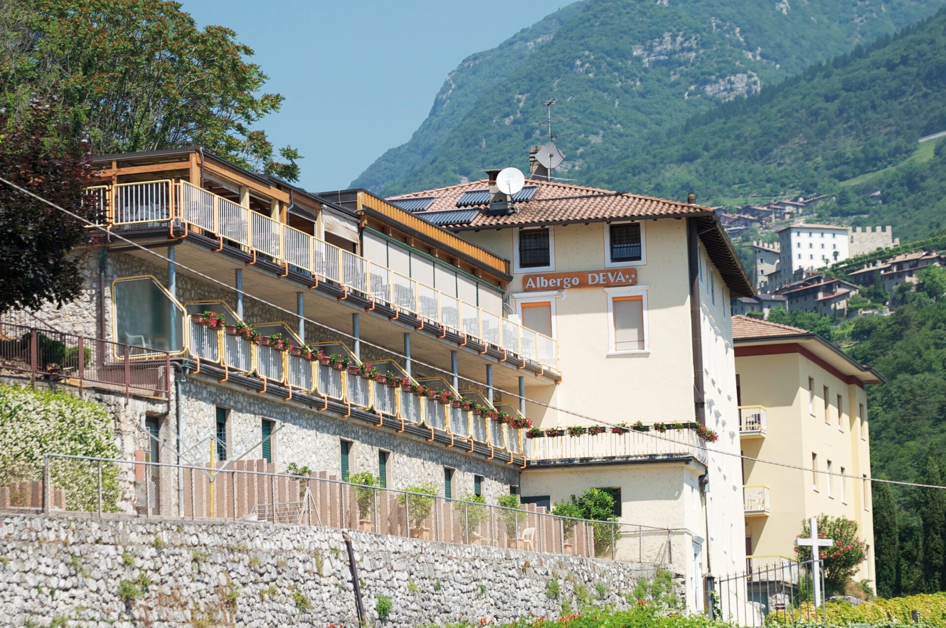 Hotel Albergo Deva - günstiger Sommerurlaub am Gardasee