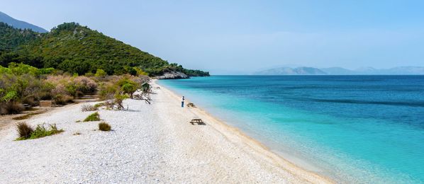 Strand von Kusadasi auf der Dilek Halbinsel, Türkei